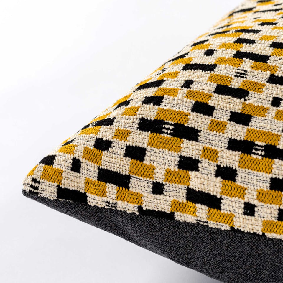 Cuscino Arredo Jacquard Matrix Giallo