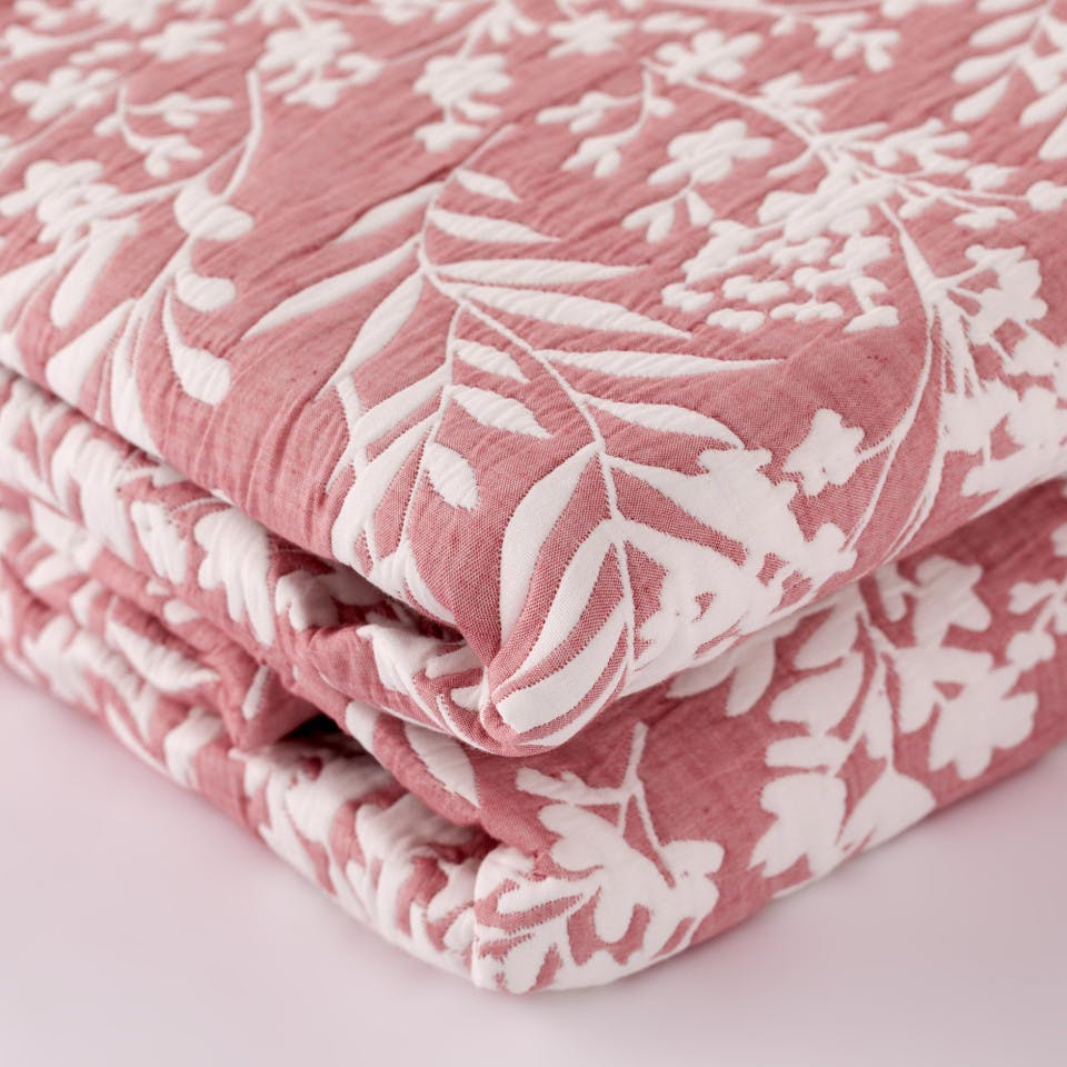 Copriletto Jacquard Imbottito Elenor Rosa