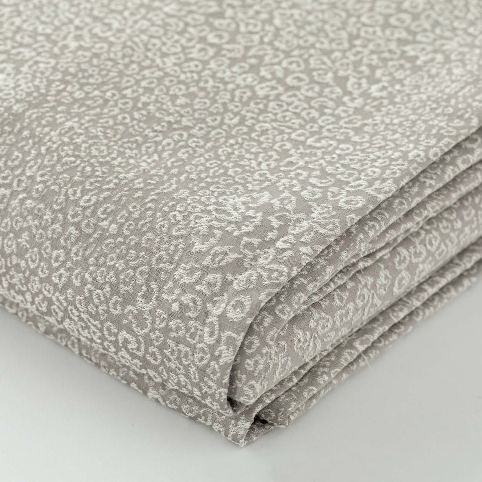 Copriletto Jacquard Animalier Grigio