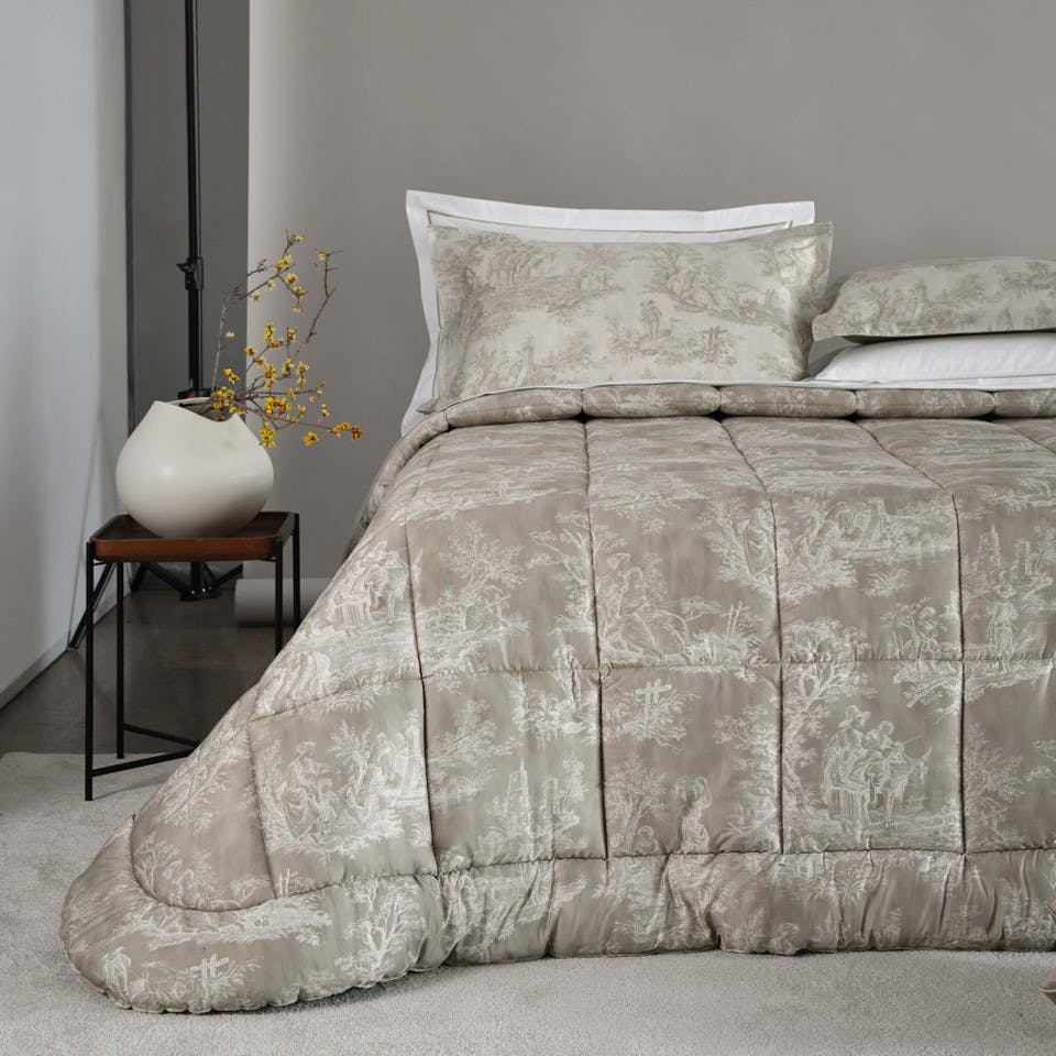 Trapunta In Raso Toile De Jouy Beige