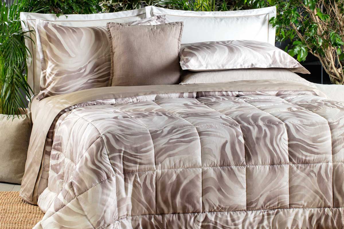 Stile animalier: come arredare con le fantasie maculate e zebrate